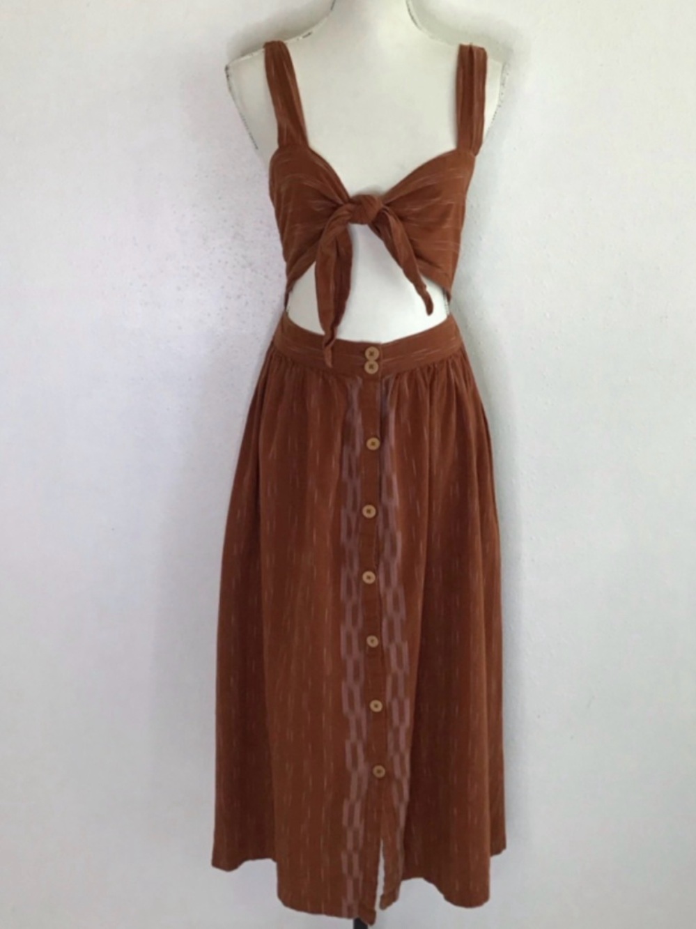 Free People Women Fun Brown Tie
Front Cutout Midi Dress